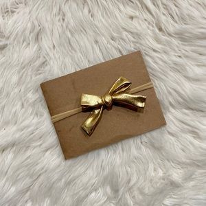 Gold Metallic Simple Bow on Nylon or Clip In